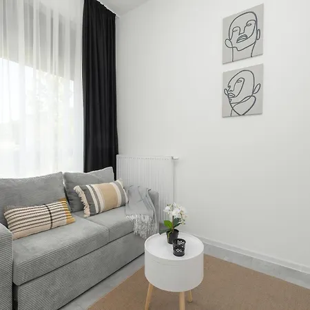 Comfortable Studio Apartments With Parking In Szczecin By Noclegi Renters Exterior photo