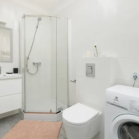 Comfortable Studio Apartments With Parking In Szczecin By Noclegi Renters Exterior photo