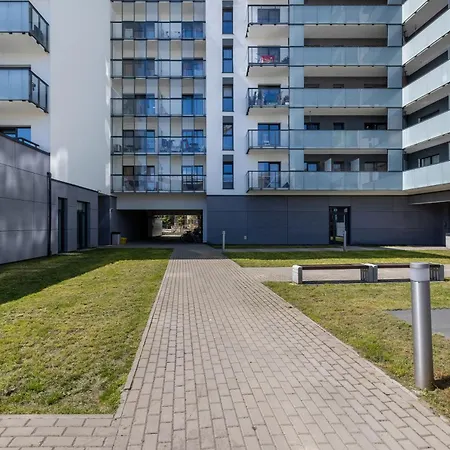 Comfortable Studio Apartments With Parking In Szczecin By Noclegi Renters Exterior photo