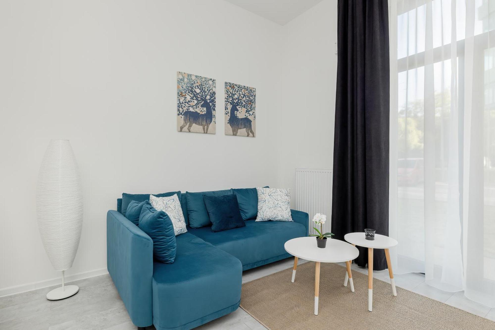 Comfortable With Parking In By Renters *
